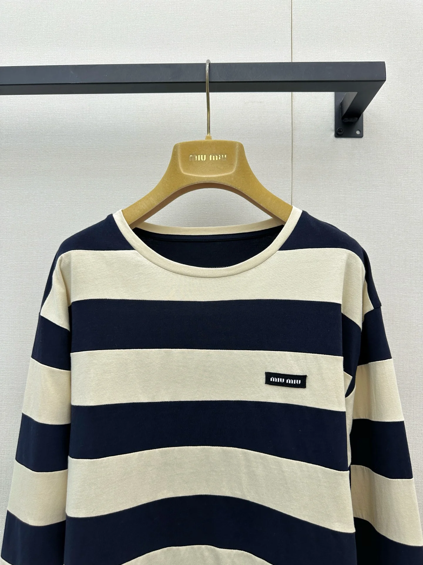 MIU MIU T-shirts S-M-L B05202608041526 - Image 2