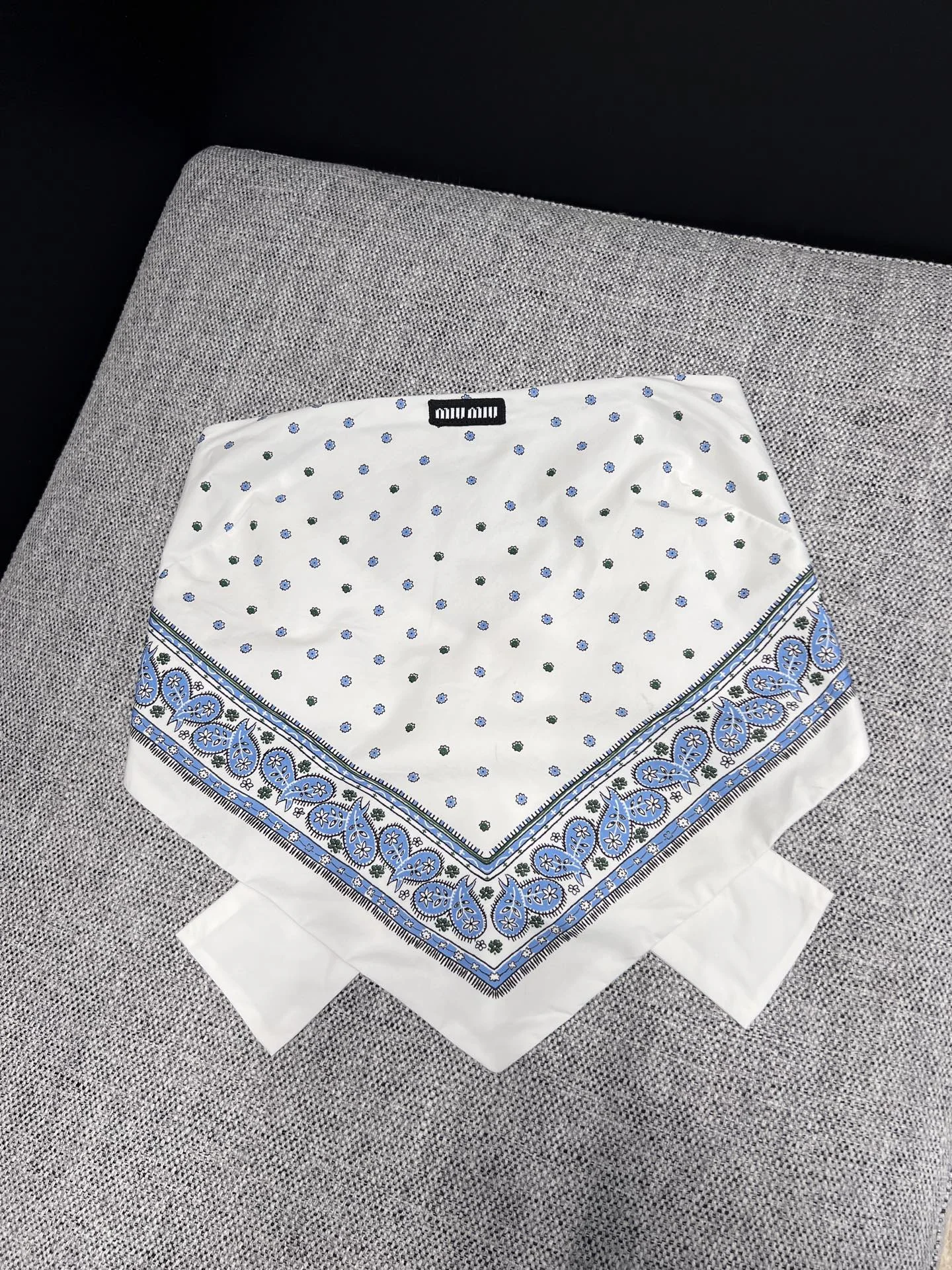 MIU MIU T-shirts Silk 36-40 B05202608042863