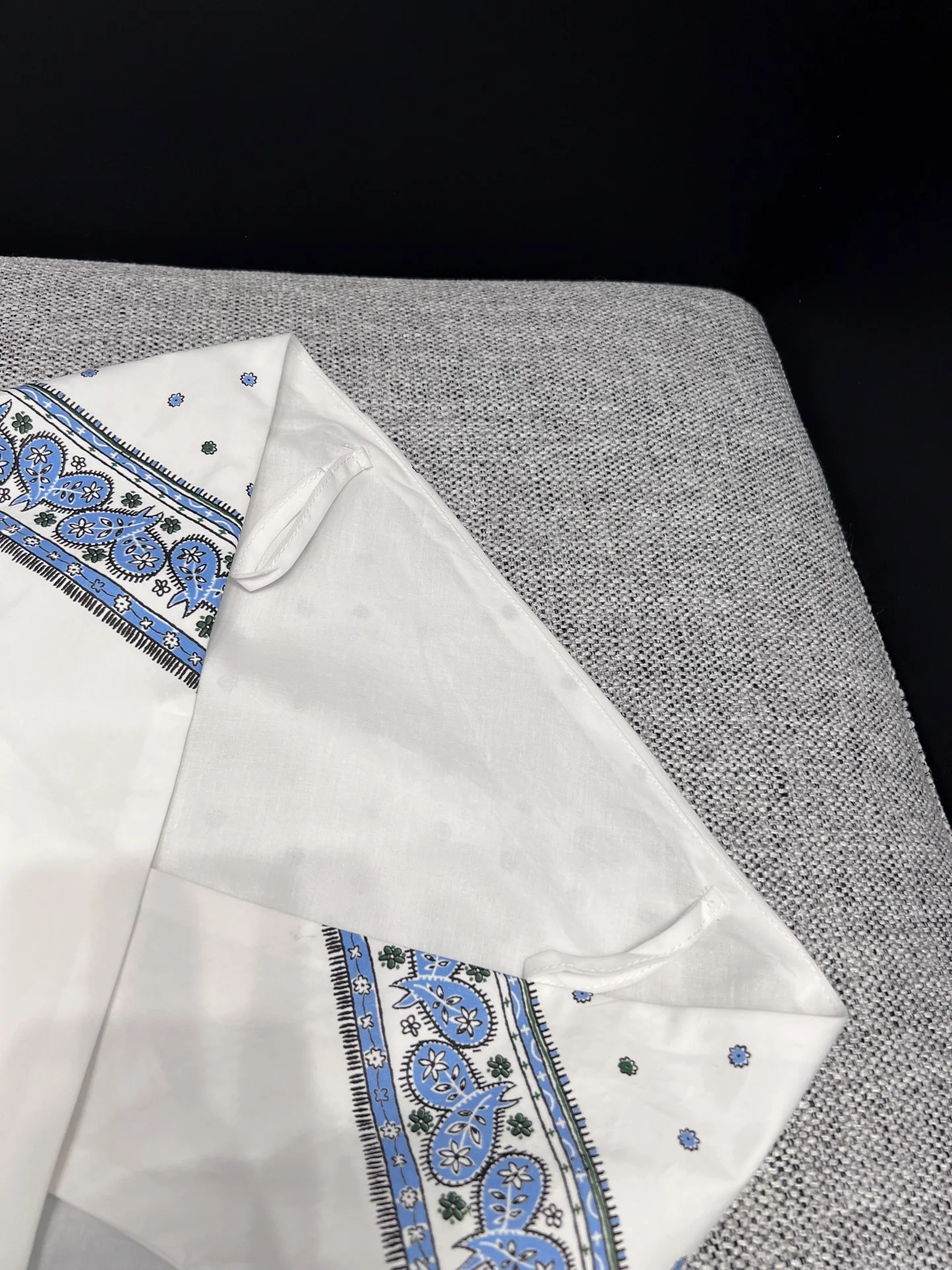 MIU MIU T-shirts Silk 36-40 B05202608042863 - Image 4