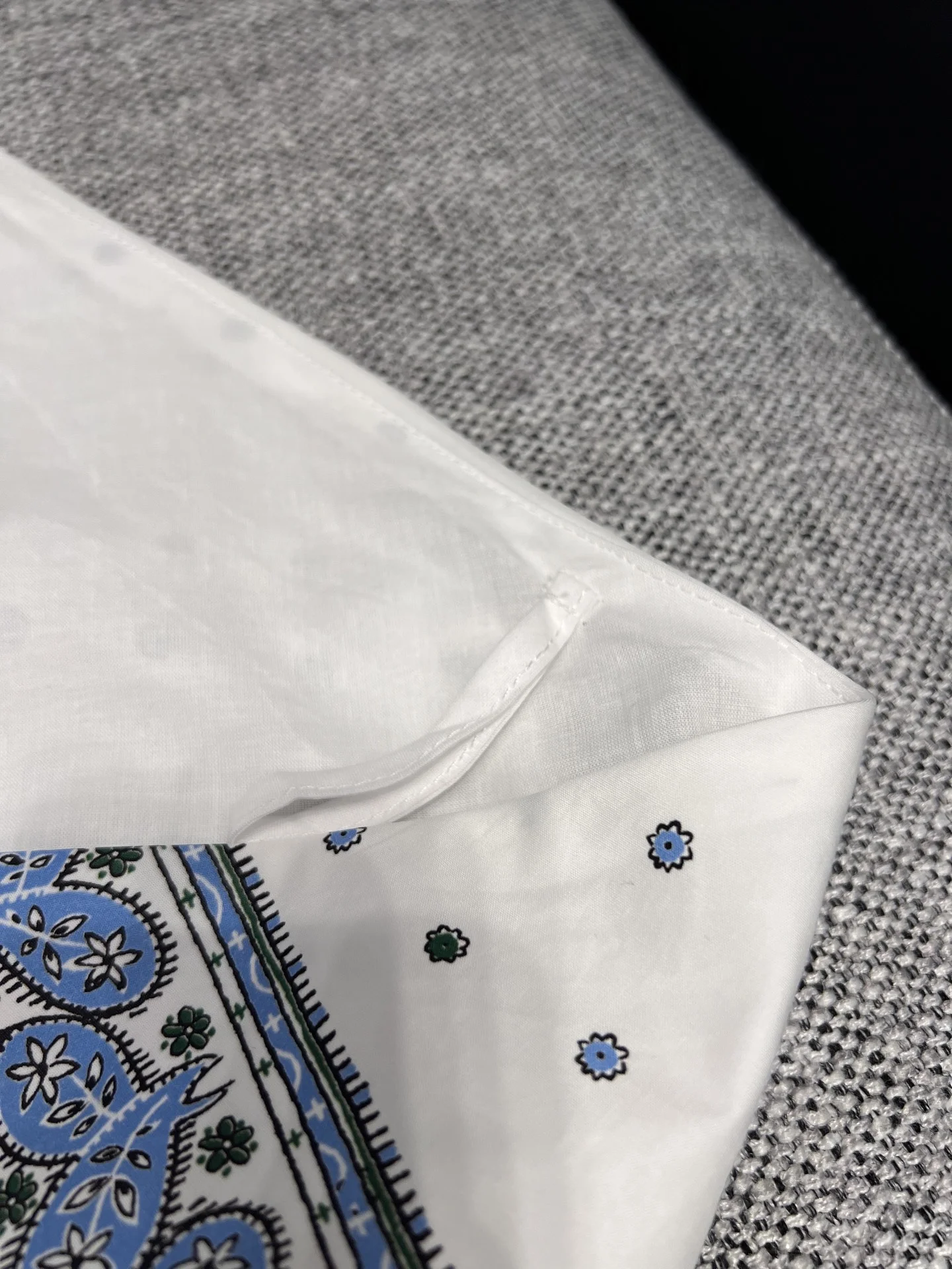 MIU MIU T-shirts Silk 36-40 B05202608042863 - Image 6