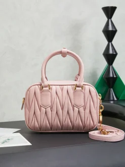 Alternative view of MIU MIU Top Handle Bags Lamb Leather (Pink-Gold) 19X13X6CM G80202608090951