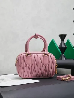 Alternative view of MIU MIU Top Handle Bags Lamb Leather (Pink-Gold) 19X13X6CM G80202608091458