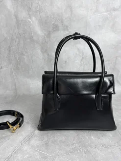 Alternative view of MIU MIU Top Handle Bags Leather (Black-Gold) 23CM G10202608091067
