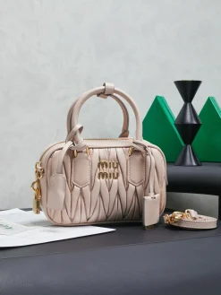 MIU MIU Trend Bags Lamb Leather (Beige-Gold) 19X13X6CM G80202608091457