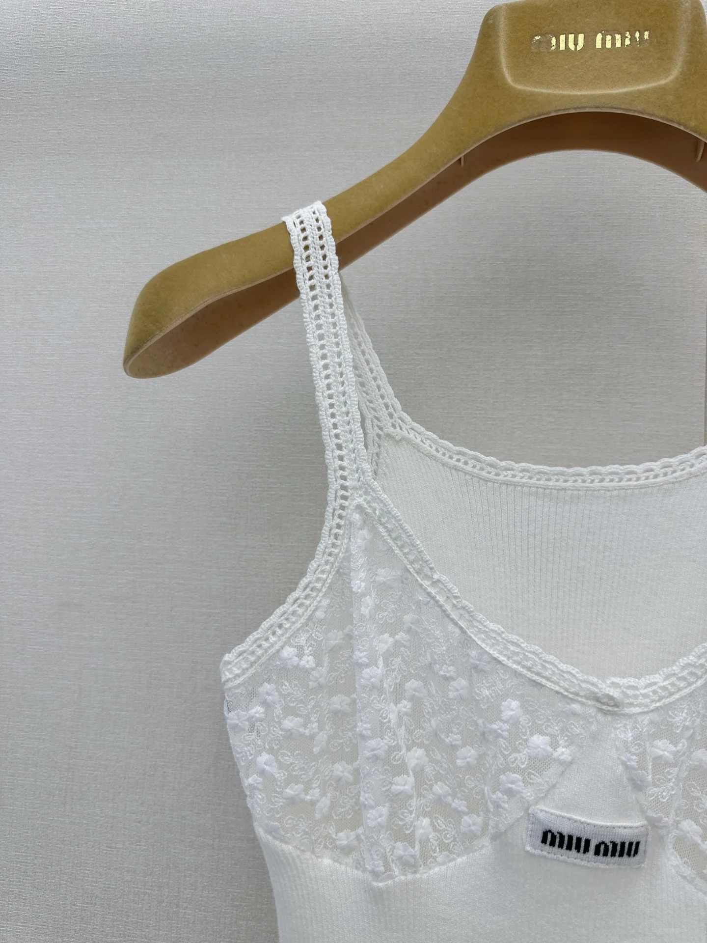 MIU MIU Vests Cotton Lace S-L C15202608042136 - Image 4