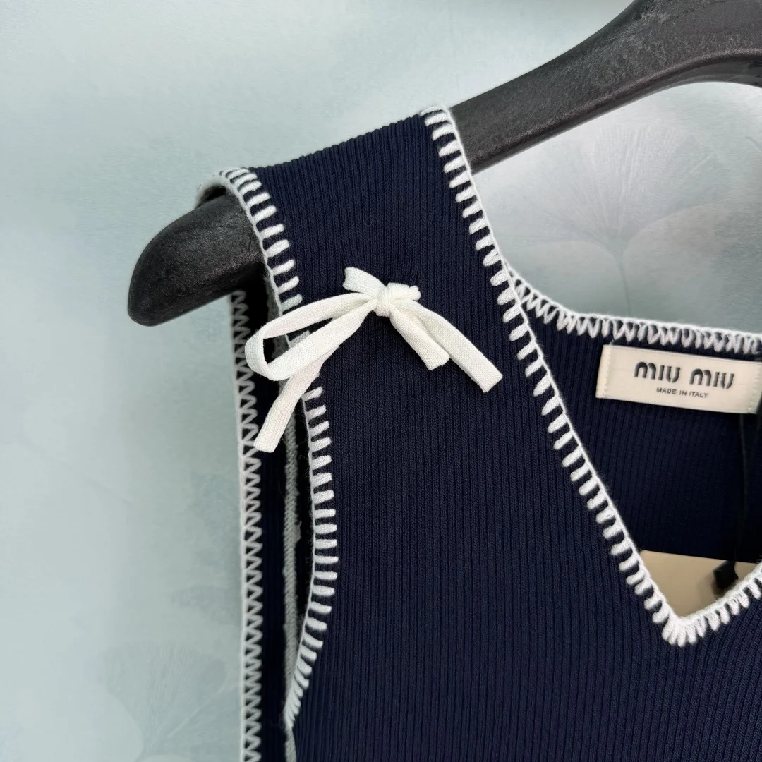 MIU MIU Vests Knit S M L A85202608040769 - Image 4