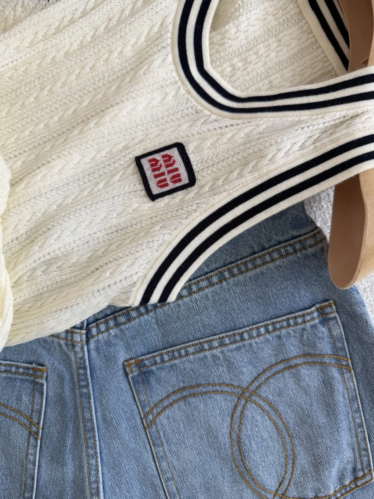 MIU MIU Vests S-L B35202608040195 - Image 7
