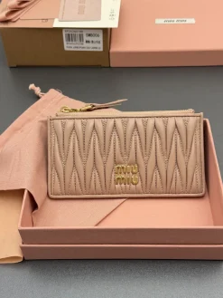 MIU MIU Wallet Bags Lamb Leather (Pink-Gold) 15X8CM B80202608091494