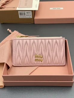 MIU MIU Wallet Bags Lamb Leather (Pink-Gold) 15X8CM B80202608091495