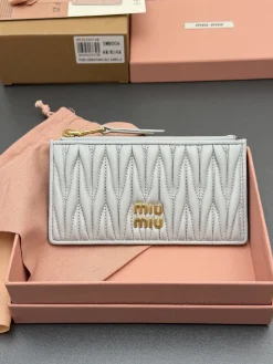 MIU MIU Wallet Bags Lambskin Leather (Grey-Gold) 15X8CM B80202608091500