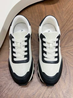 MONCLER Sneakers Leather & Rubber EU39-44 C80202608032651