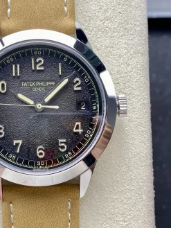 PATEK PHILIPPE Calatrava Automatic 5226G-001 (Black Dial) 40mm A600202608050069