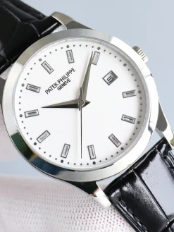PATEK PHILIPPE Calatrava Automatic 5296 (White Dial) 40mm A550202608050146
