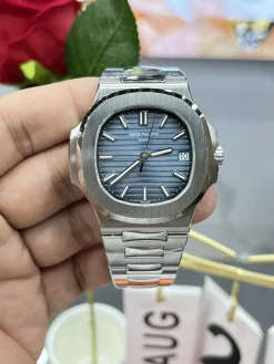 PATEK PHILIPPE Nautilus Automatic 5711 (Blue Dial) 40mm 3K B850202608050010