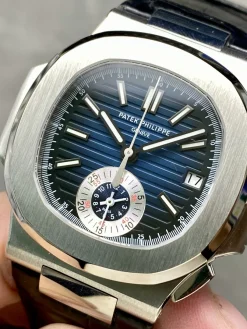 Alternative view of PATEK PHILIPPE Nautilus Automatic 59801A-014 (Blue Dial) 40mm B450202608050096