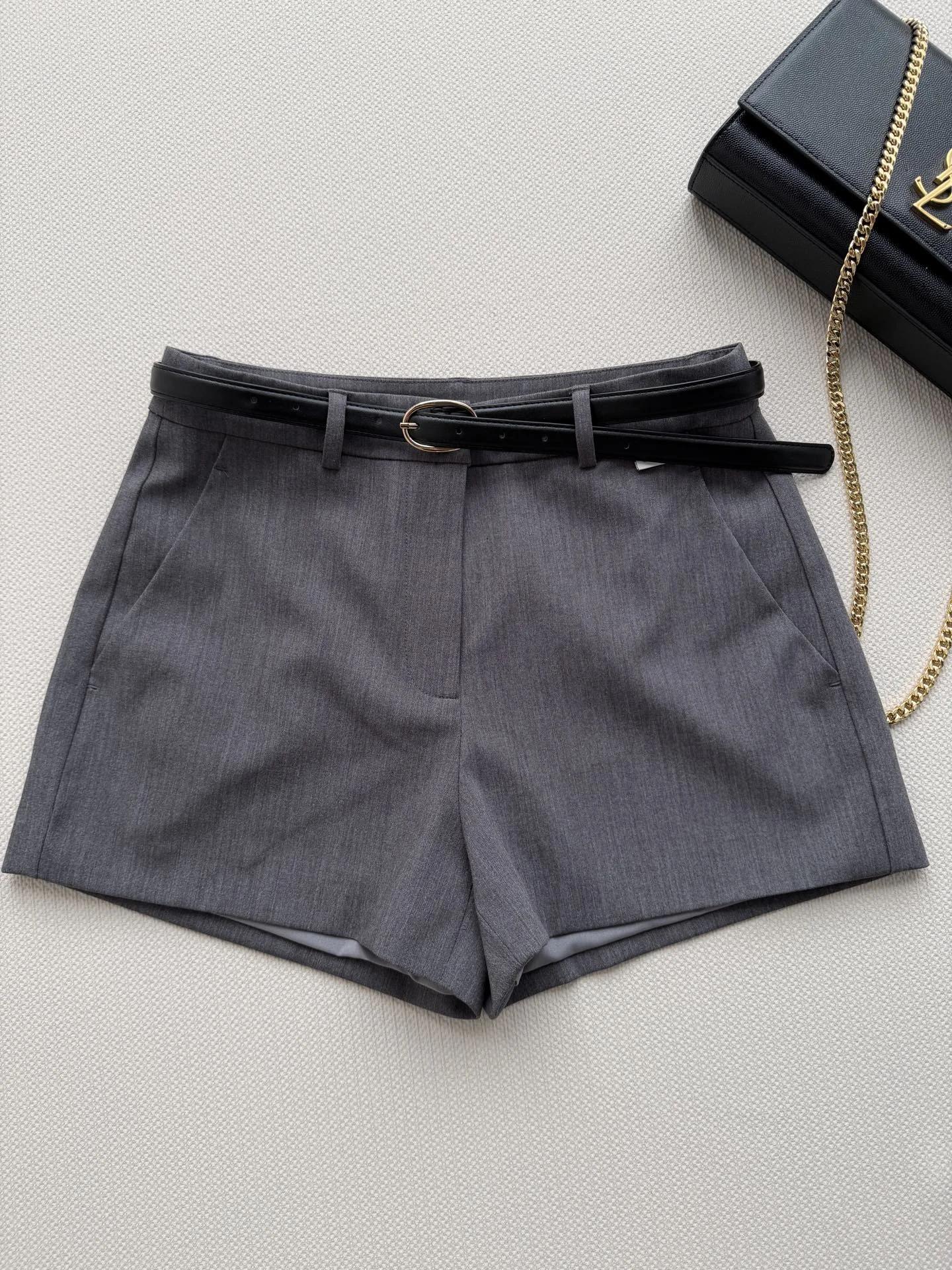 PRADA Shorts Cotton Blend S-M-L B55202608041637