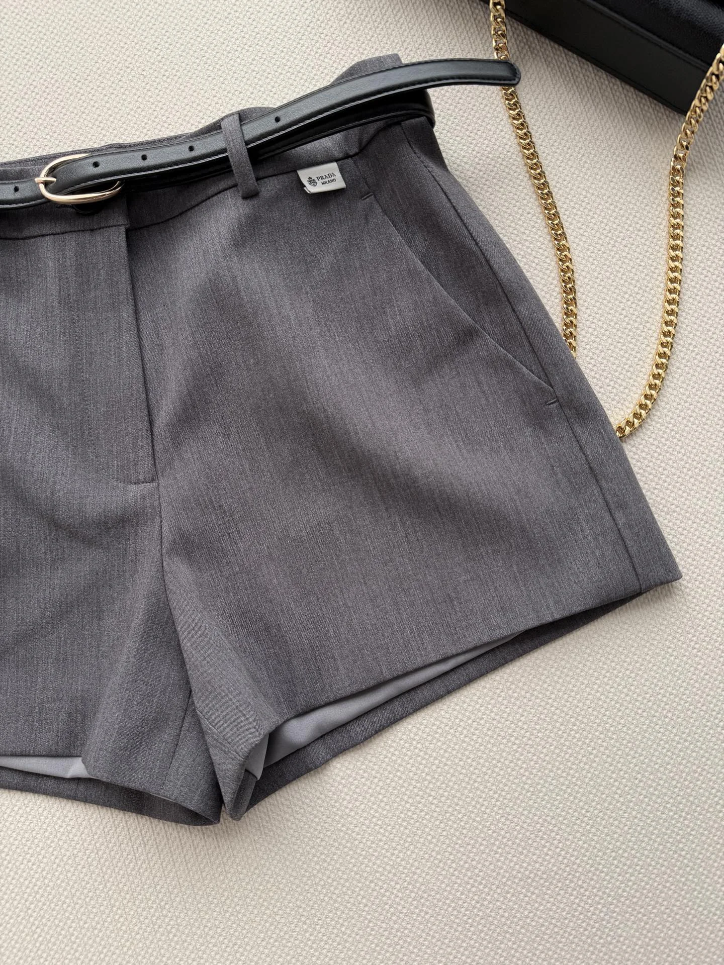 PRADA Shorts Cotton Blend S-M-L B55202608041637 - Image 4