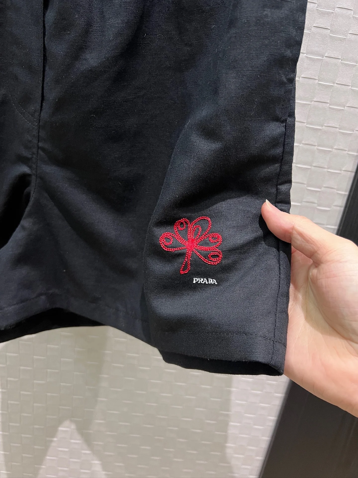 PRADA Shorts Cotton S-M-L B30202608040988 - Image 5