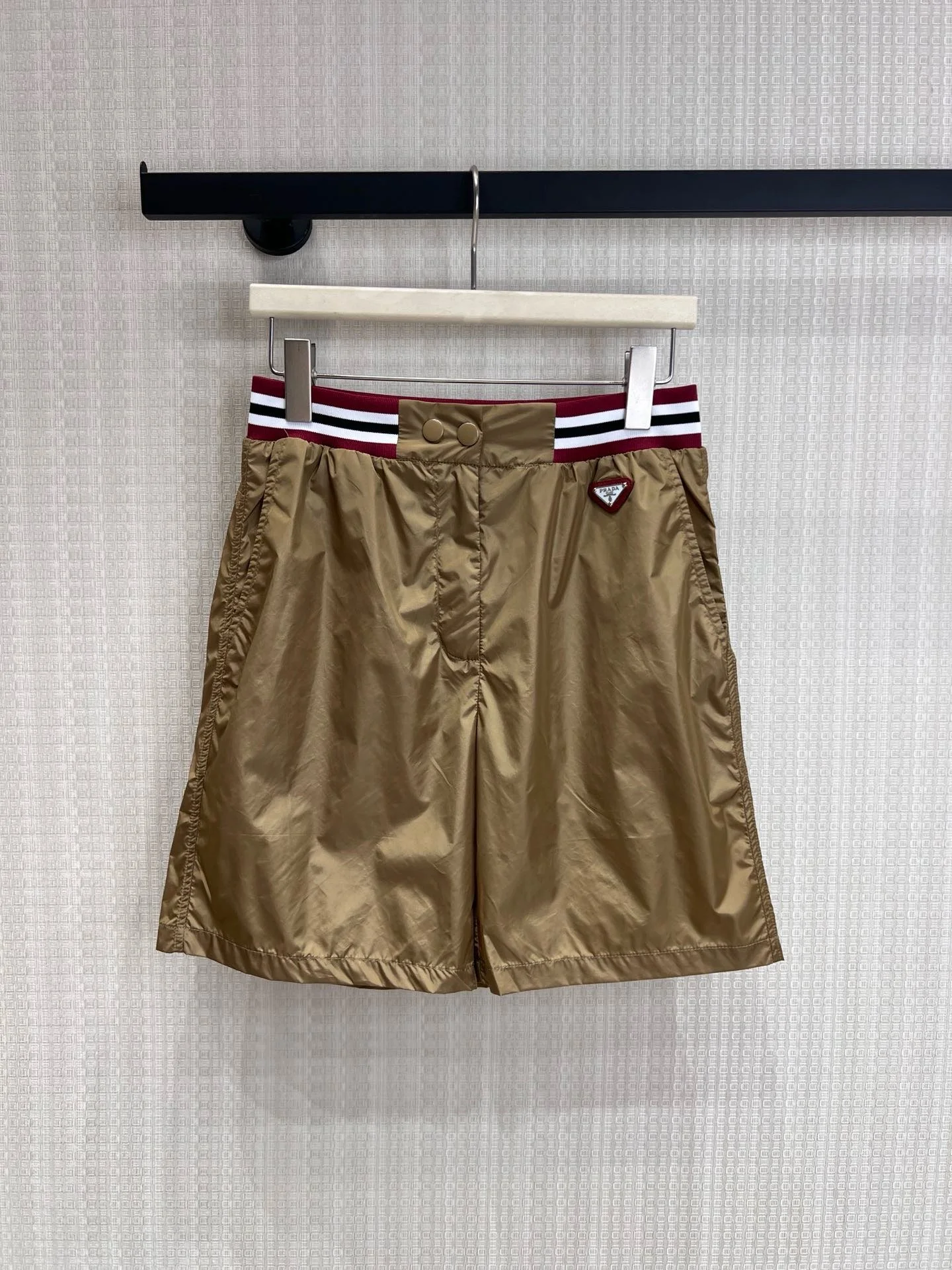 PRADA Shorts S M L B05202608042854