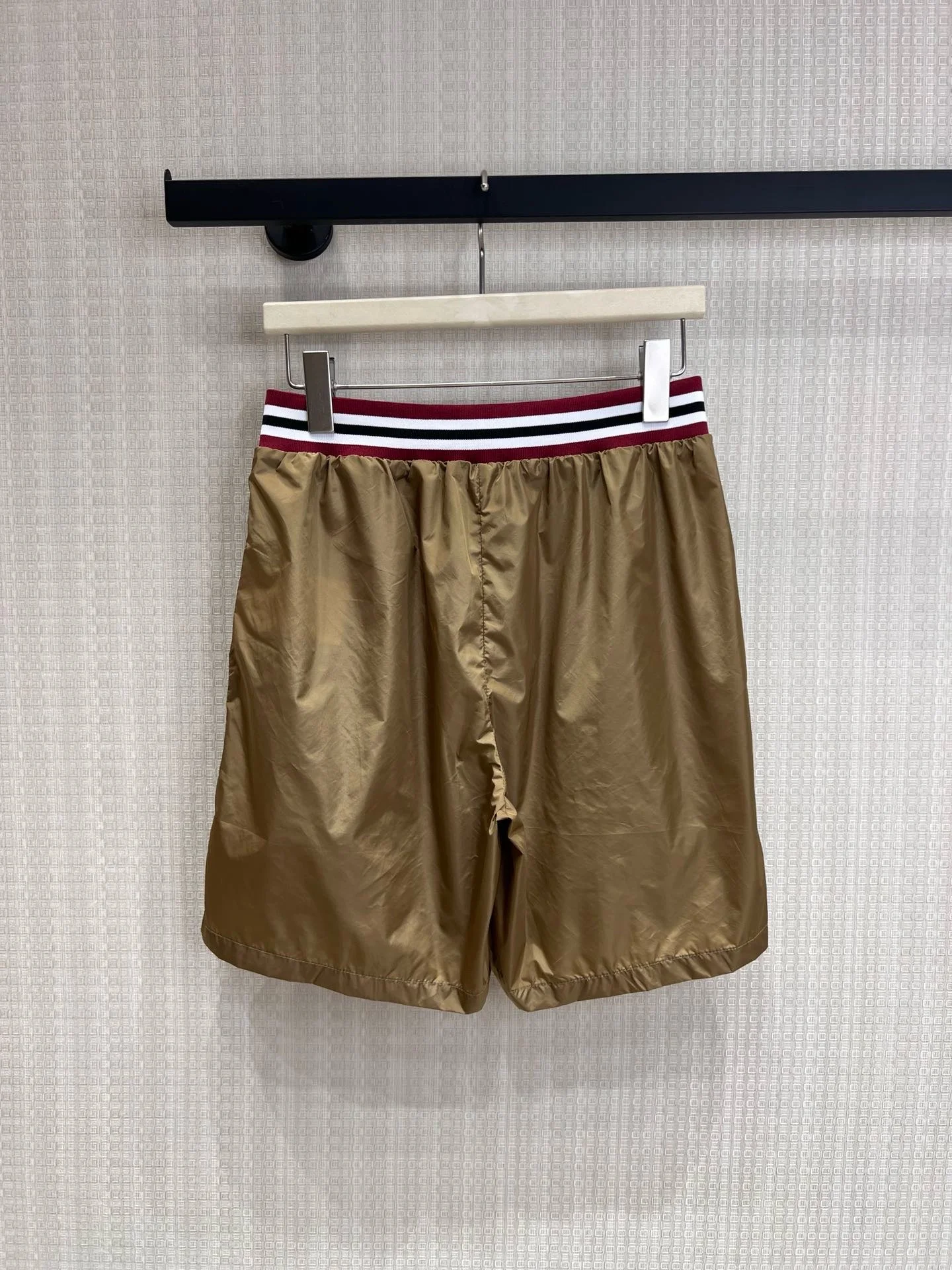 PRADA Shorts S M L B05202608042854 - Image 2