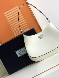 PRADA Shoulder Bags Leather (White-Black) 27X21X5CM D70202608081125