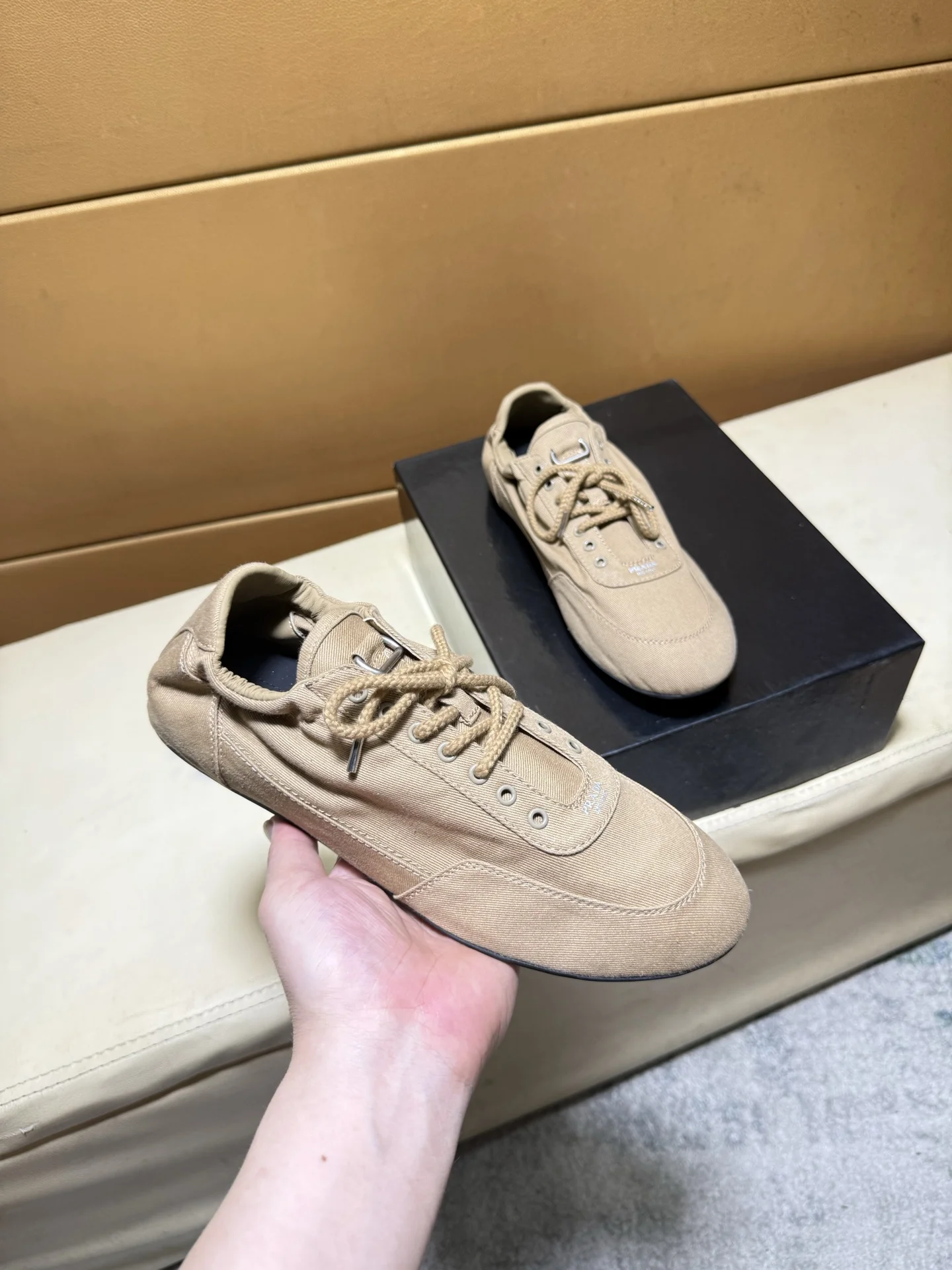 PRADA Sneakers B40202608030475