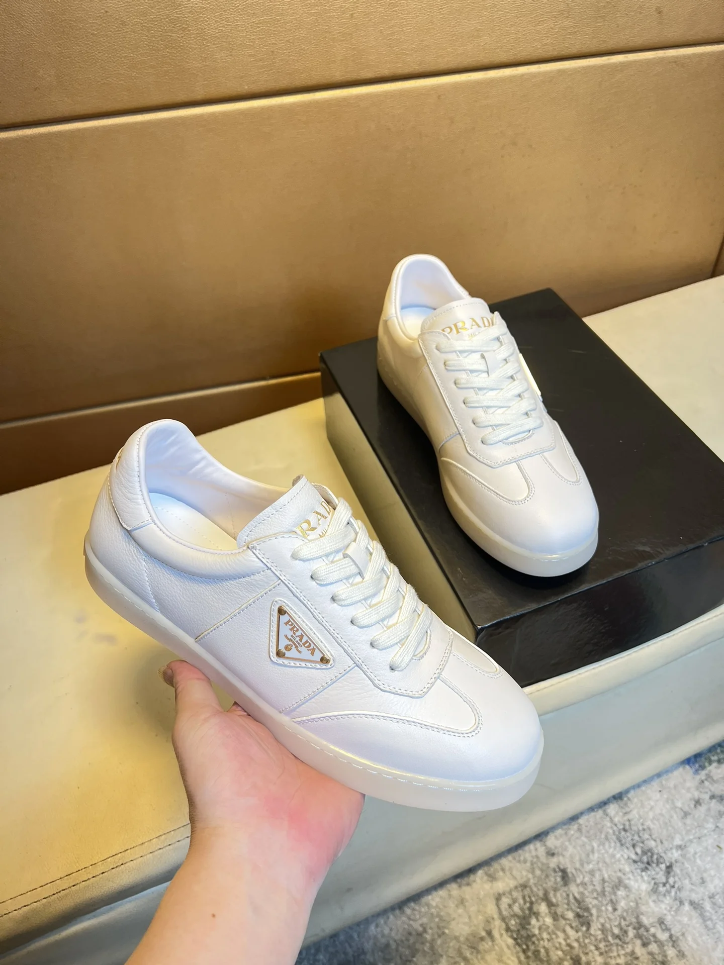 PRADA Sneakers B60202608030467