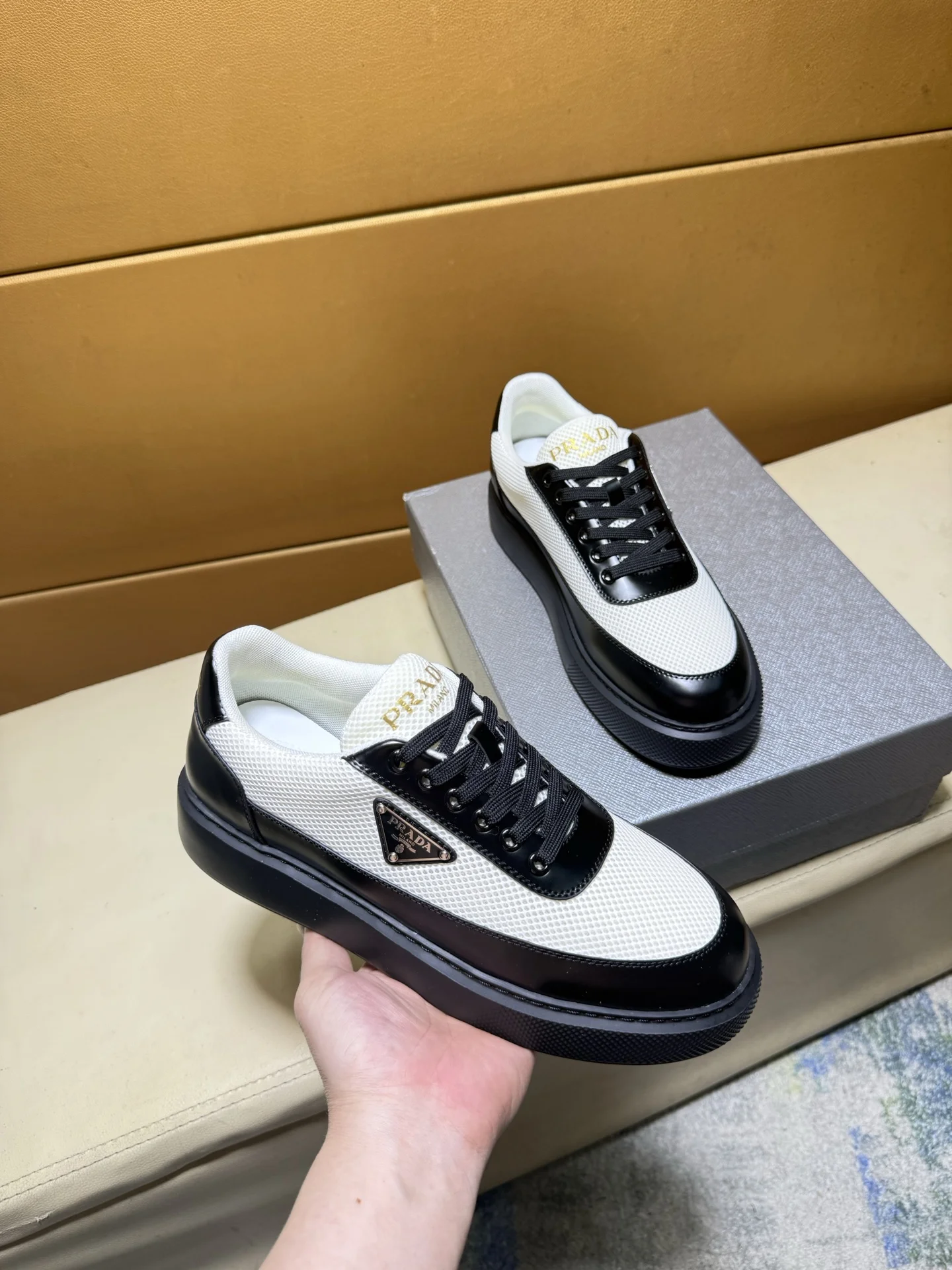 PRADA Sneakers B80202608030480
