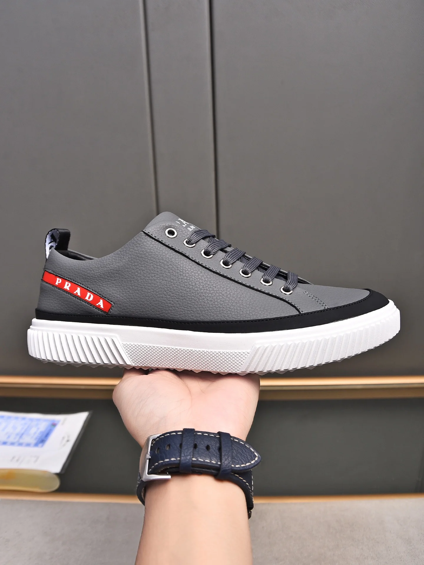 PRADA Sneakers Leather & Lambskin EU38-44 B00202608030375