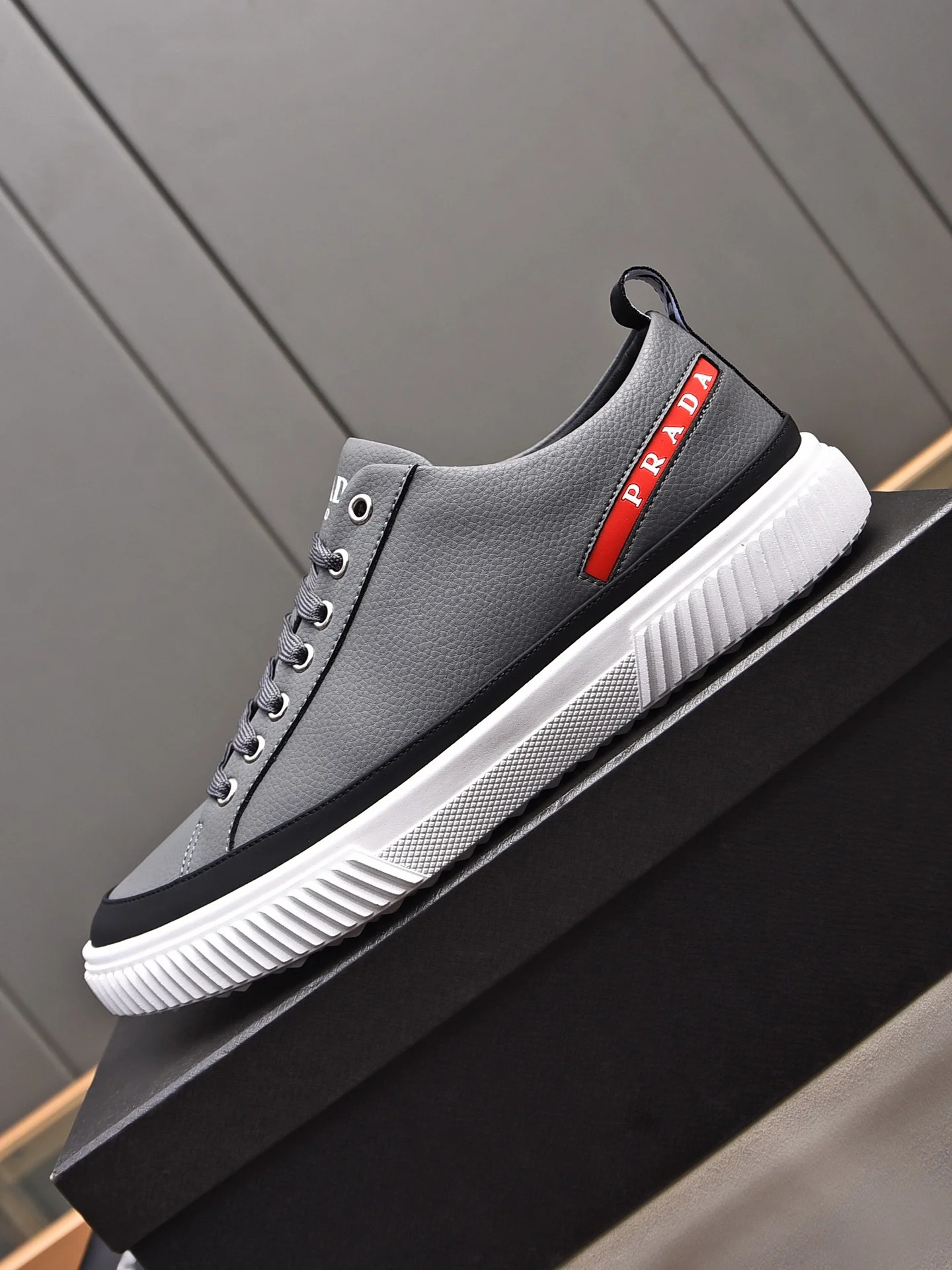 PRADA Sneakers Leather & Lambskin EU38-44 B00202608030375 - Image 6