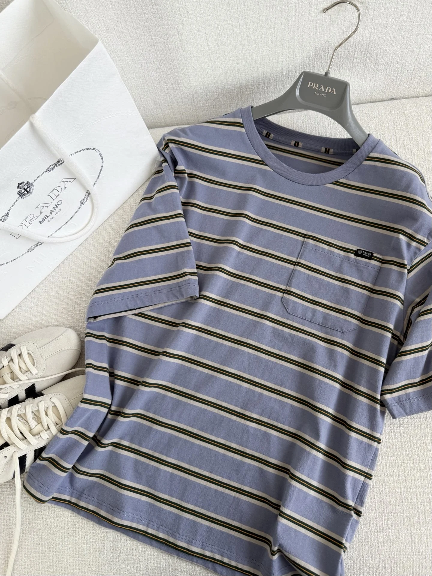 PRADA T-shirts S-L A95202608041169