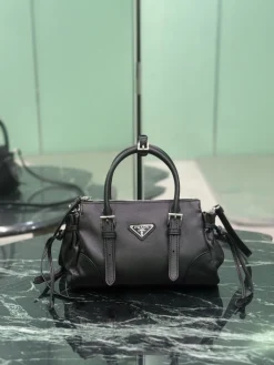 PRADA Top Handle Bags (Black) 24X14X9CM F70202608080262