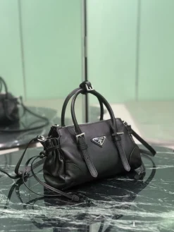 Alternative view of PRADA Top Handle Bags (Black) 24X14X9CM F70202608080262