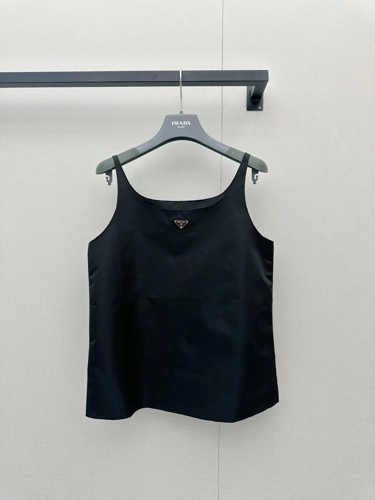 PRADA Vests Recycled Nylon S-M-L D50202608042871
