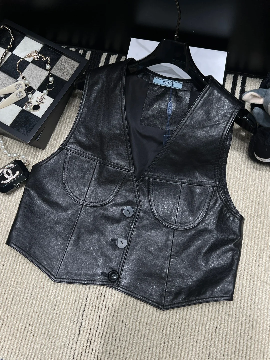 PRADA Vests S-L D15202608041395