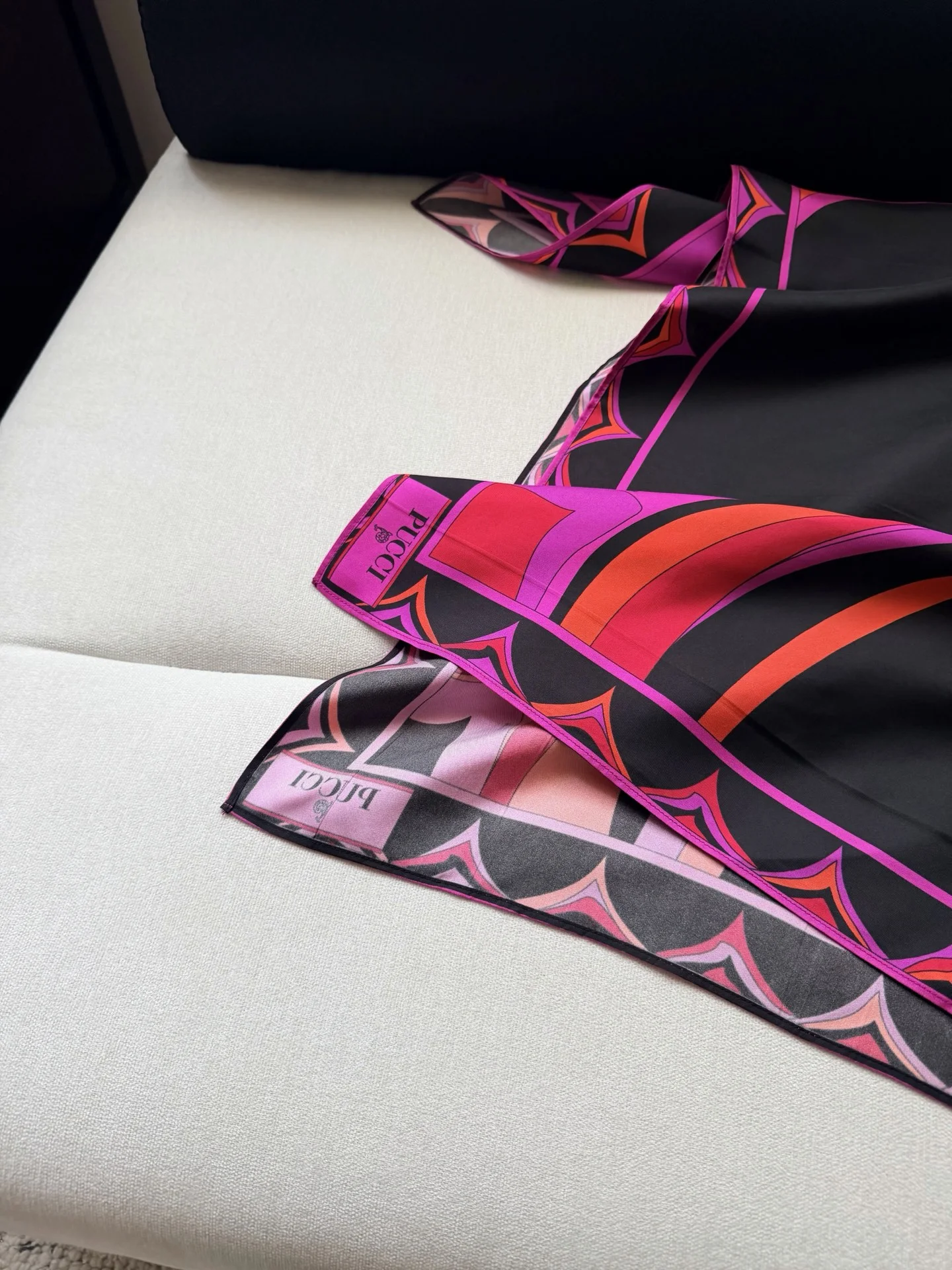 PUCCI Jackets Silk One Size C25202608041485 - Image 8