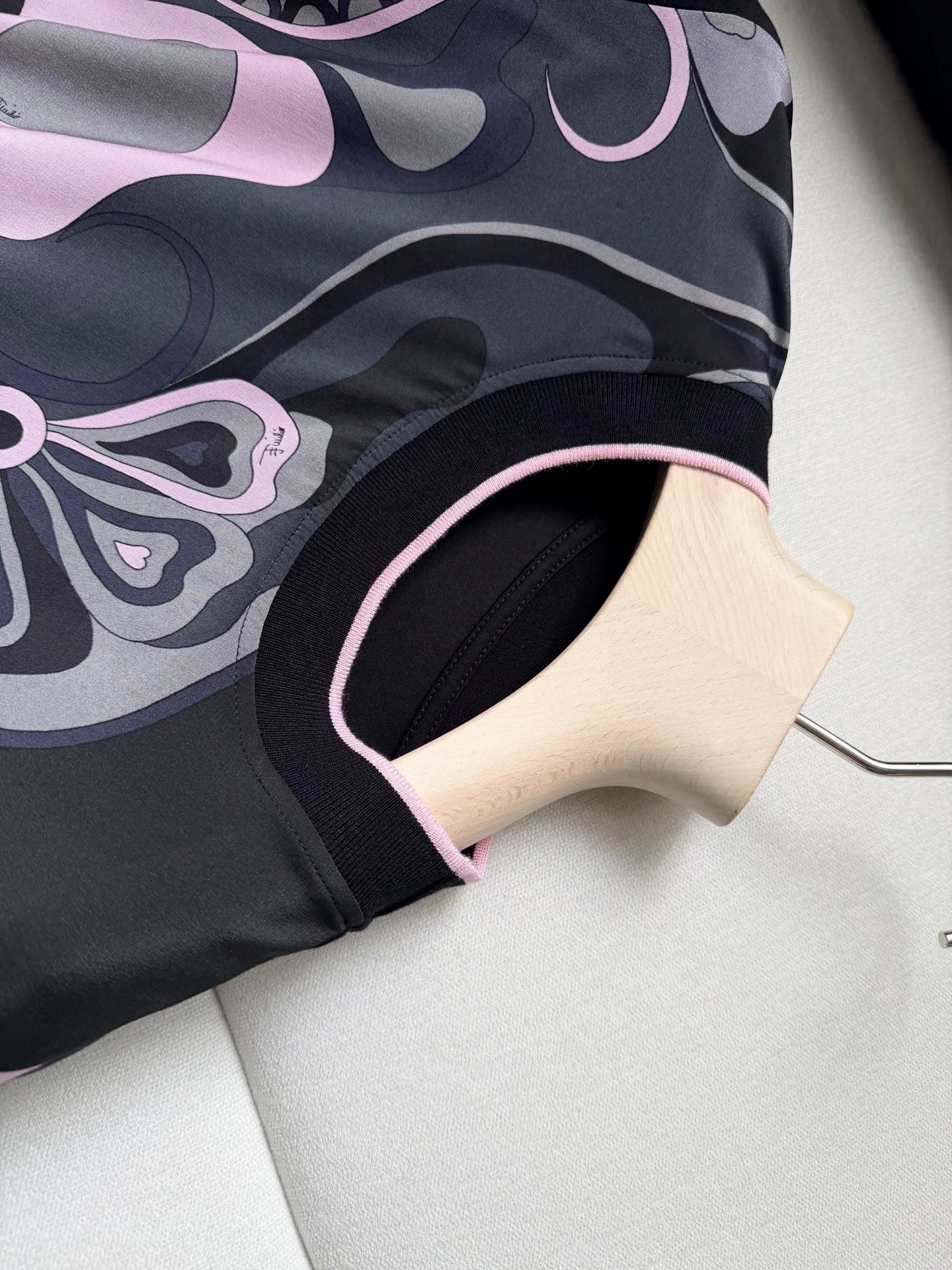 PUCCI T-shirts Cotton Silk 36-42 C25202608041464 - Image 2