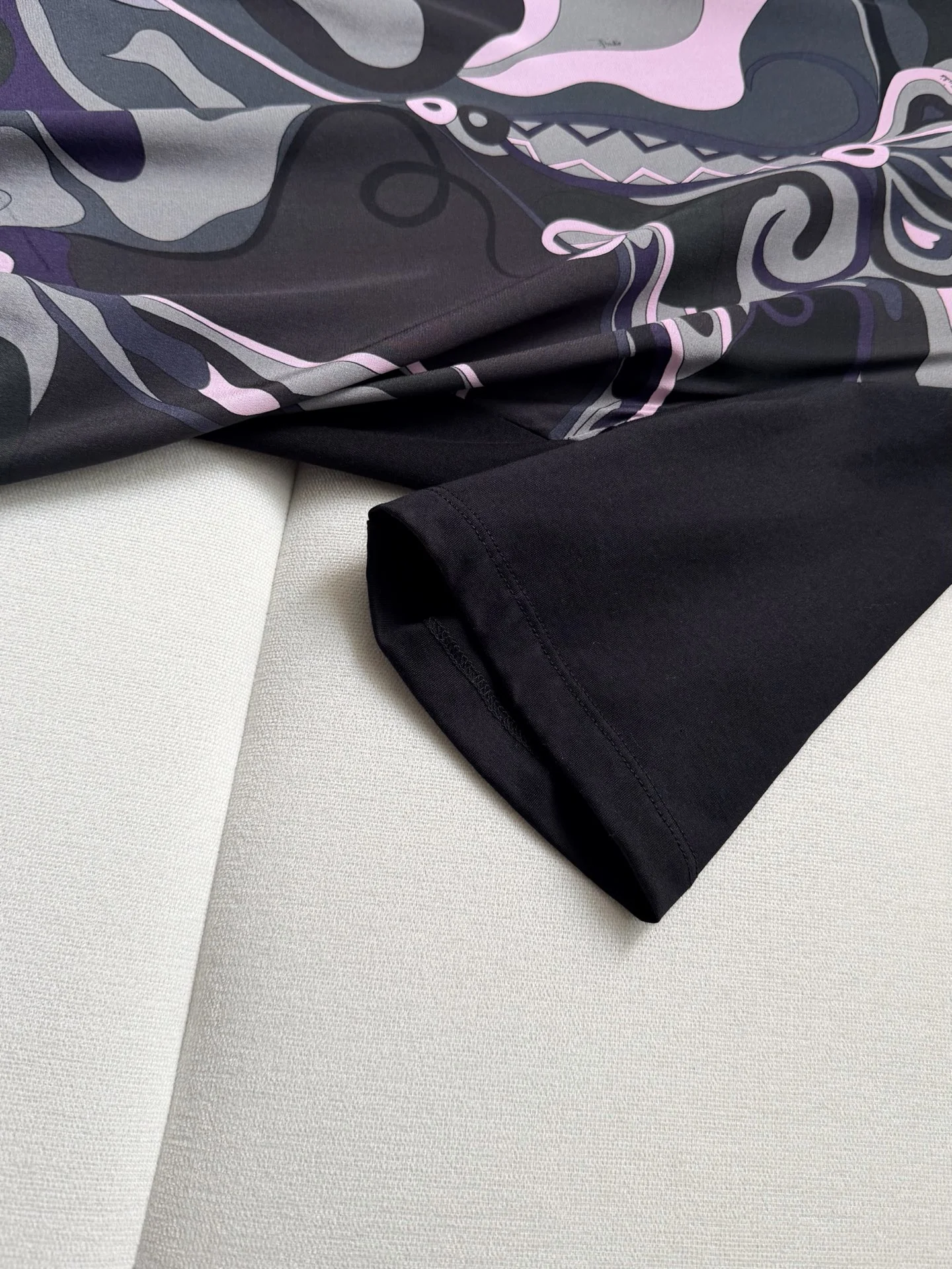 PUCCI T-shirts Cotton Silk 36-42 C25202608041464 - Image 4