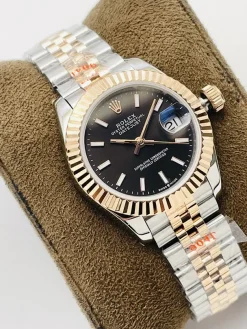 Alternative view of ROLEX Datejust Automatic (Black Dial) 28mm A550202608050271