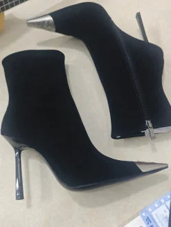 Alternative view of SAINT LAURENT Booties Calfskin Patent EU35-41 C40202608030088