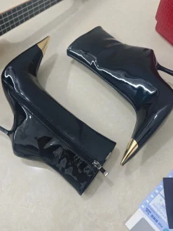SAINT LAURENT Booties Calfskin Patent Leather EU35-41 C40202608030090