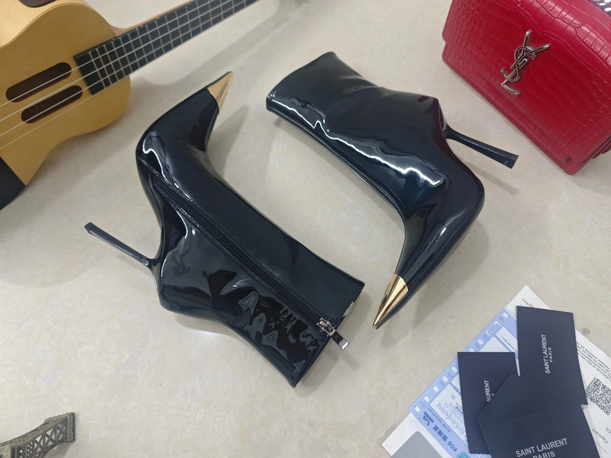 SAINT LAURENT Booties Calfskin Patent Leather EU35-41 C40202608030090