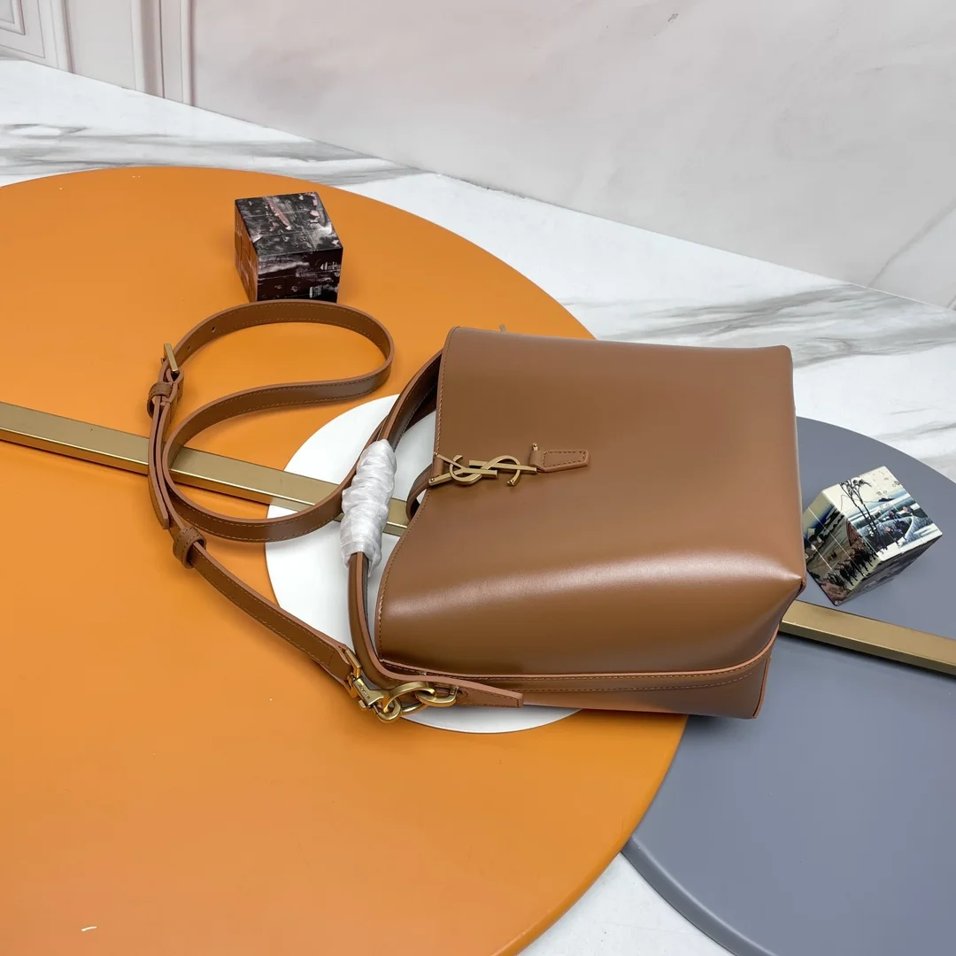 SAINT LAURENT Bucket Bags Italian Calfskin (Brown-Gold) 17X20X13CM E00202608082391 - Image 3