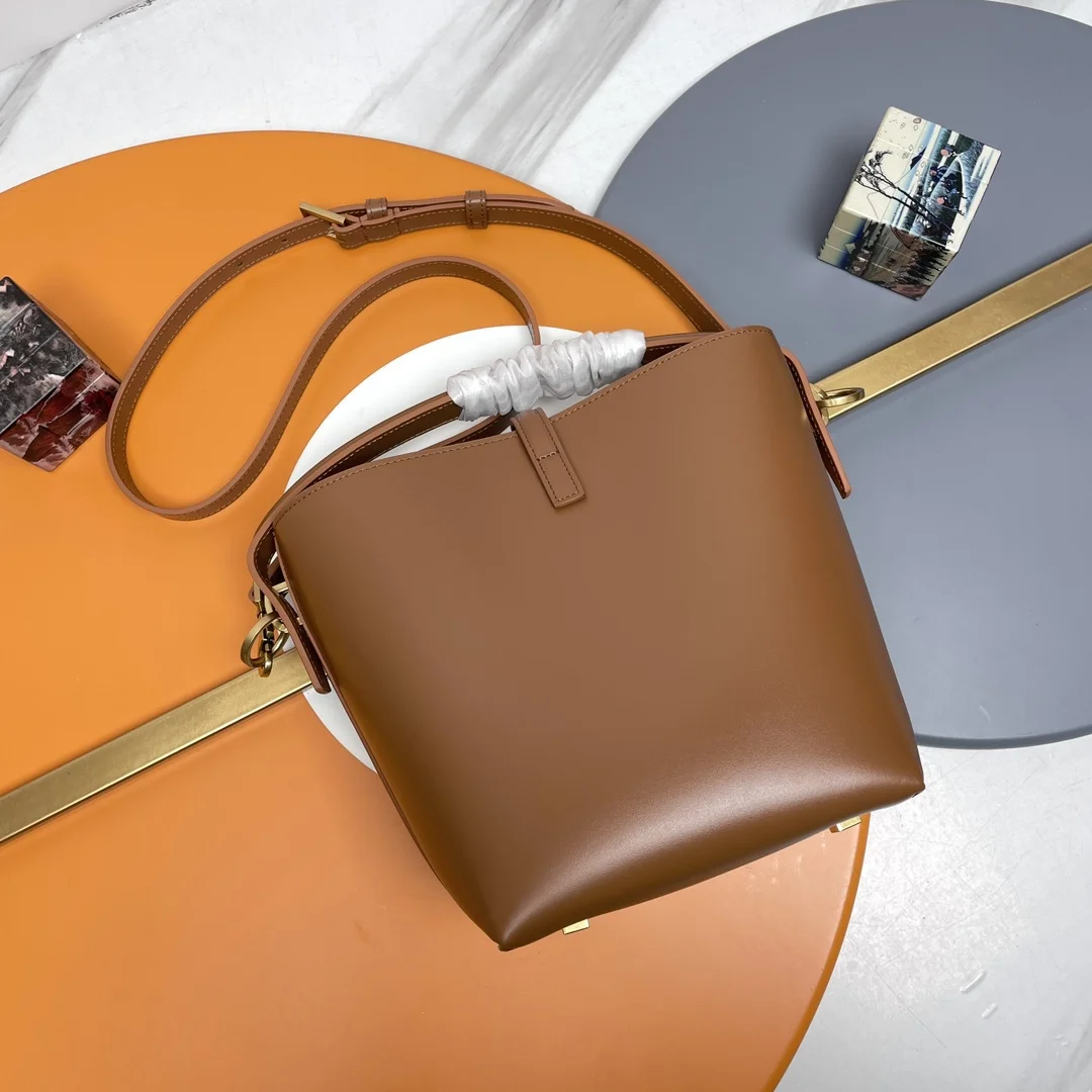 SAINT LAURENT Bucket Bags Italian Calfskin (Brown-Gold) 17X20X13CM E00202608082391 - Image 4