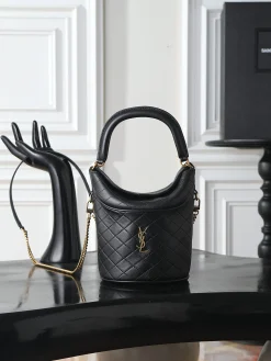 SAINT LAURENT Bucket Bags Quilted Leather (Black-Gold) 19X17X15CM D80202608080826