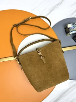SAINT LAURENT Bucket Bags Suede Leather (Brown-Gold) 17X20X13CM E00202608082376