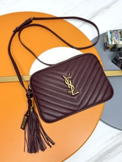 SAINT LAURENT Crossbody Bags Calfskin Leather (Burgundy-Gold) 23X16X6CM D00202608082135