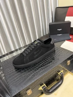 SAINT LAURENT Flats Calf Leather EU38-44 B10202608031982