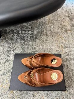 Alternative view of SAINT LAURENT Heels Silk Leather EU35-39 C00202608032155