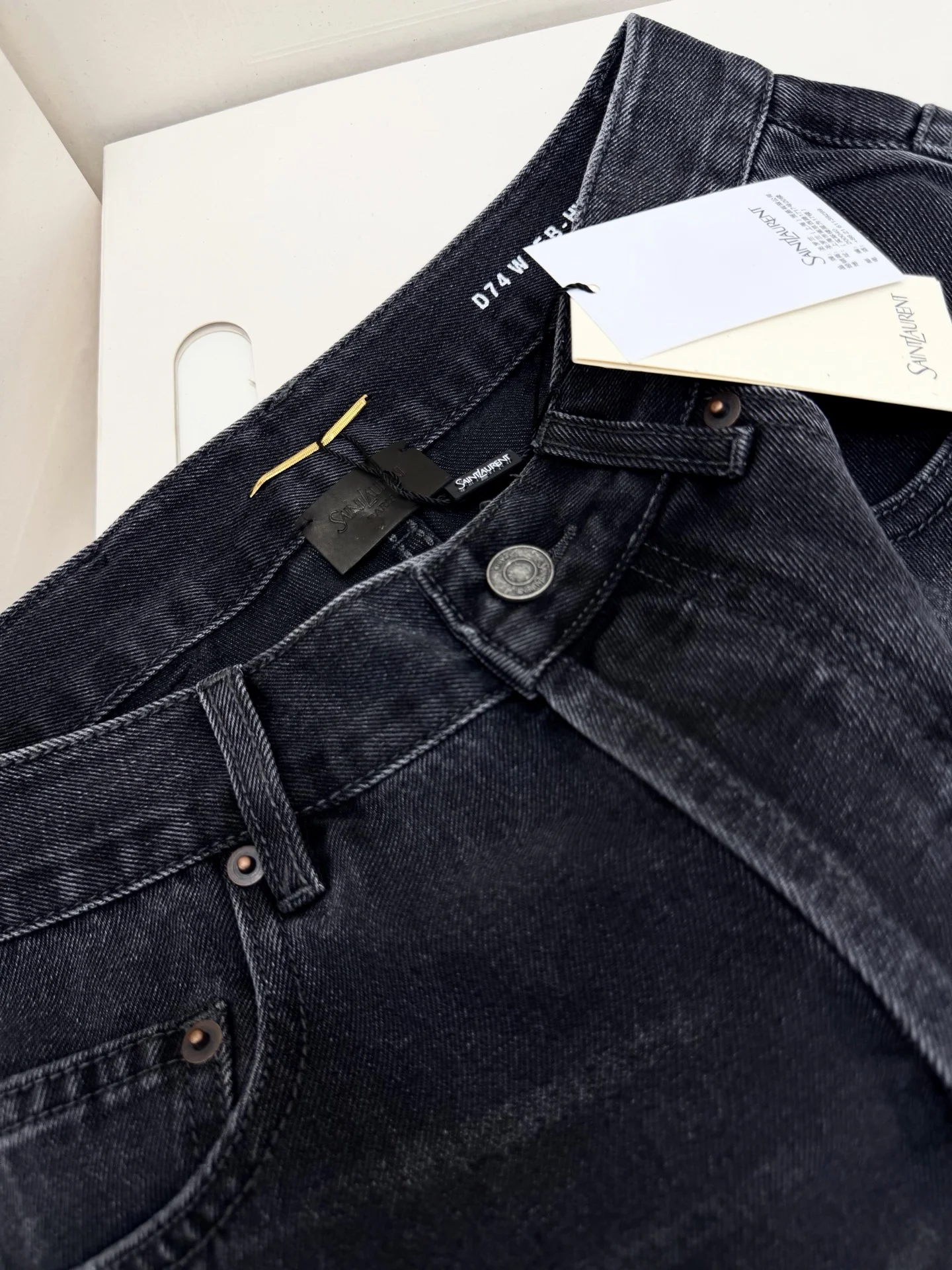 SAINT LAURENT Shorts Denim S-M-L B95202608042667 - Image 3